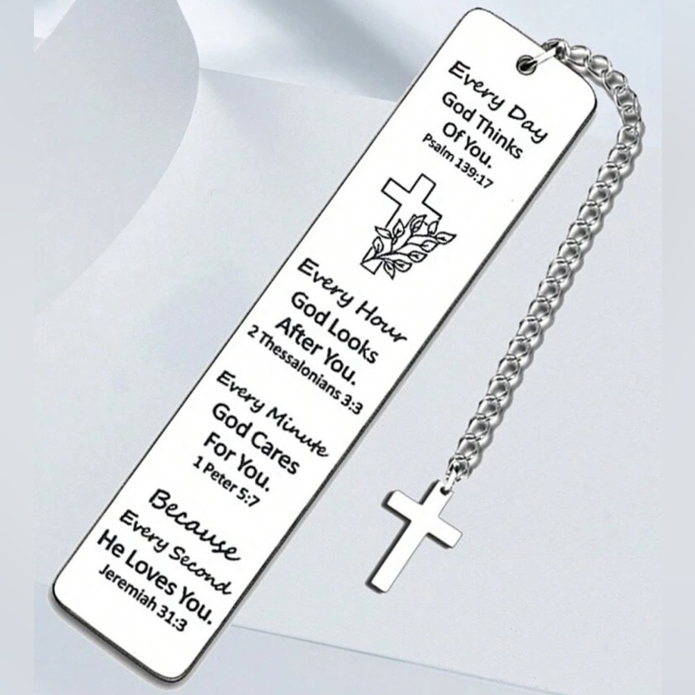 Nice silver thin metal bookmark, chain hanging cross with Loving Bible Quotes